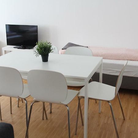 Betariel'Com Hauptbahnhof Apartment Viena Exterior foto