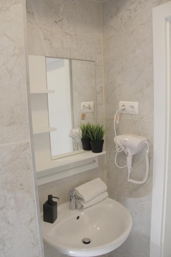 Betariel'Com Hauptbahnhof Apartment Viena Exterior foto
